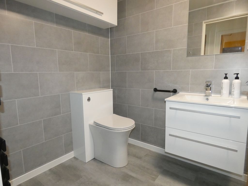 Shower Room- click for photo gallery